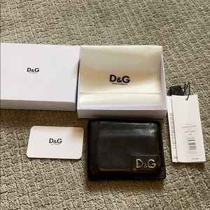 Dolce & Gabbana men’s leather wallet